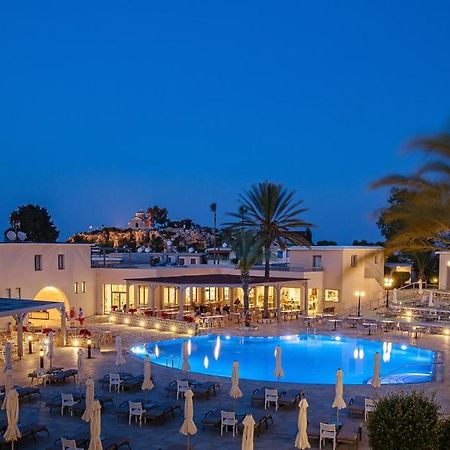 Louis St. Elias Resort & Waterpark Протарас Екстериор снимка