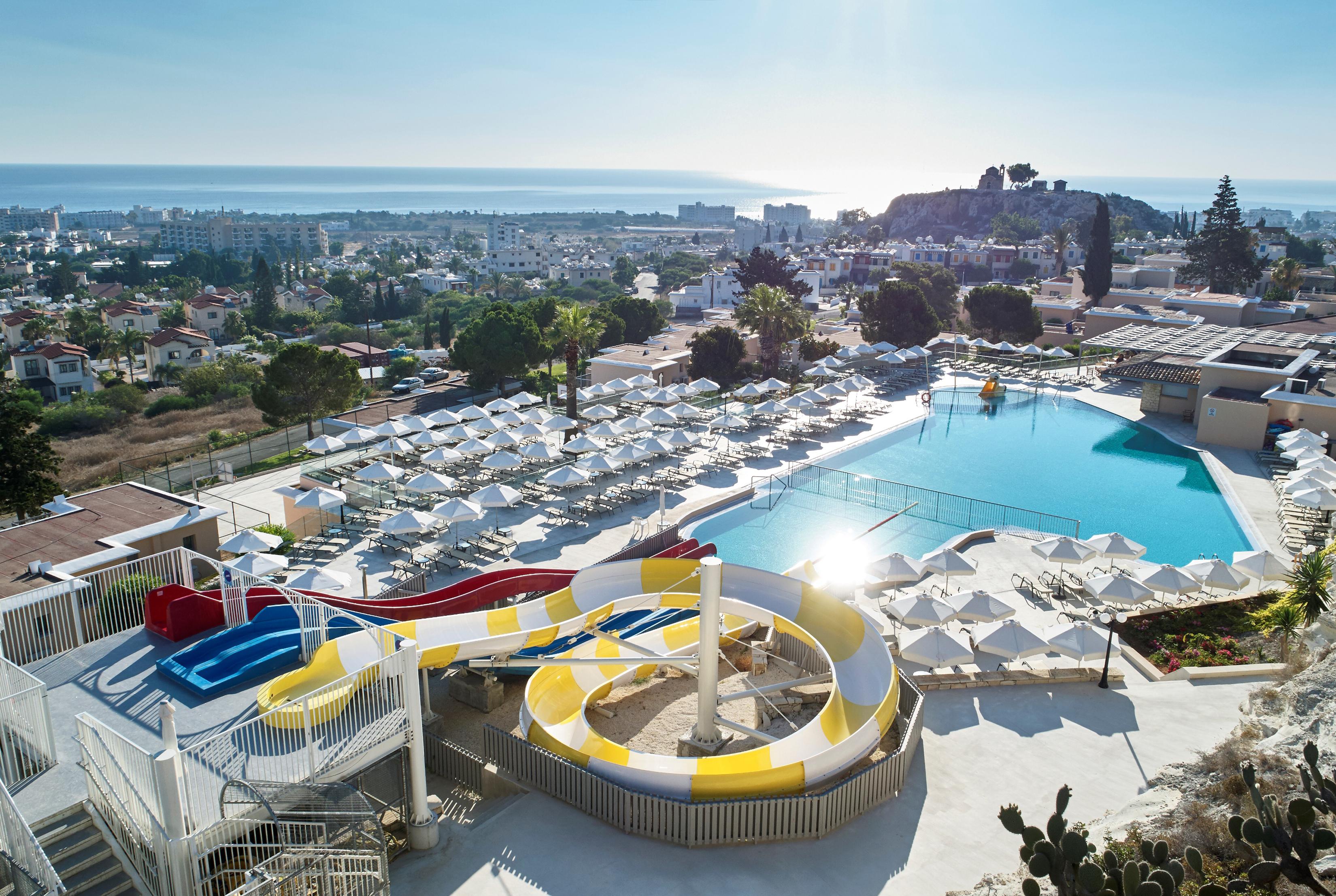 Louis St. Elias Resort & Waterpark Протарас Екстериор снимка